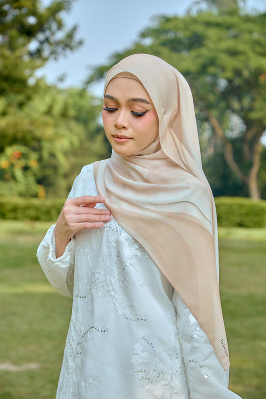 FLOREVE IN BUTTER SWIRL DIAMOND CHIFFON