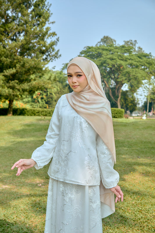 FLOREVE IN BUTTER SWIRL DIAMOND CHIFFON