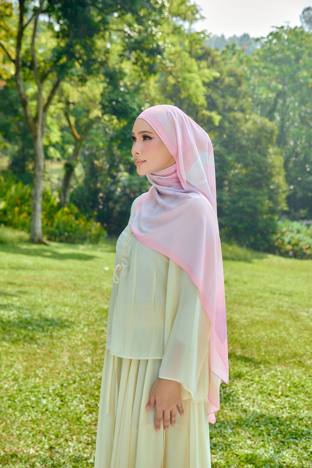 FLOREVE IN DREAMSCAPE DIAMOND CHIFFON